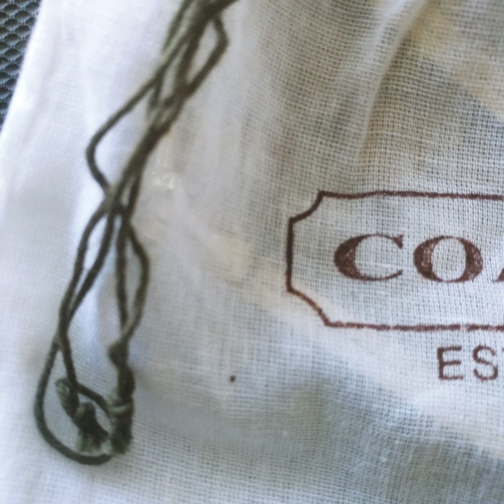 Coach Wristlet - New without tags - Picture 6 of 7